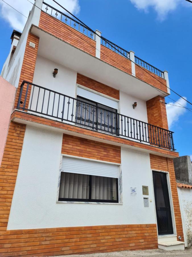Gomes & Fortunato House Casais Brancos Exterior photo